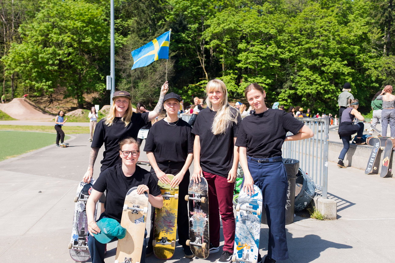 Team Sweden ready for the Wheels of Fortune Witch Hunt