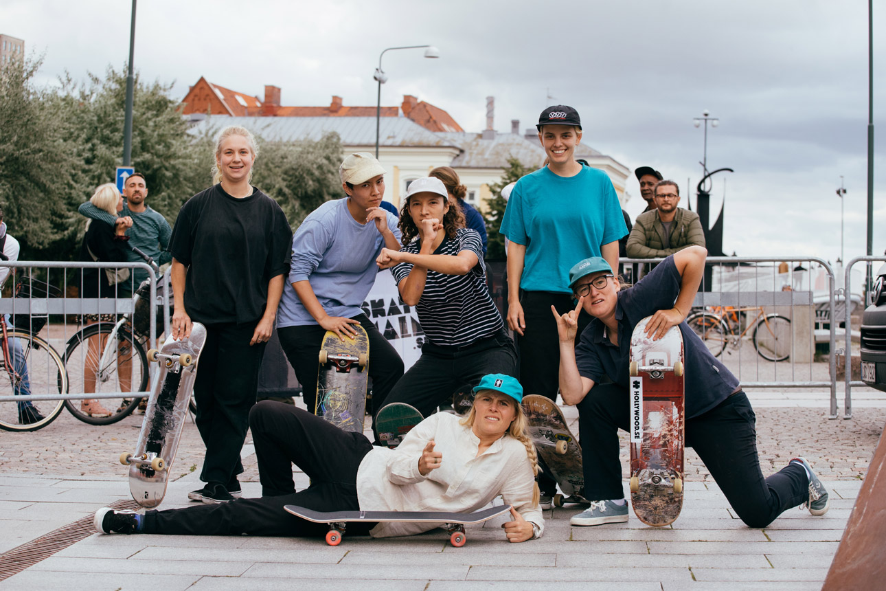 Johanna Juzelius, Kat Sy, Helena Long, Shari White, Emma Fastesson Lindgren and Katta Sterner holding it down at the skate session.
