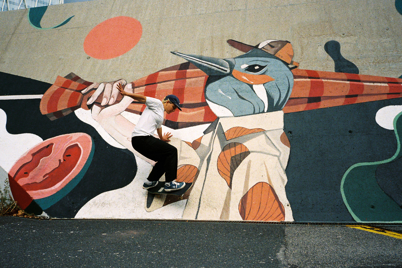 Shari White, f/s wallride. Photo: Cierra Xavier