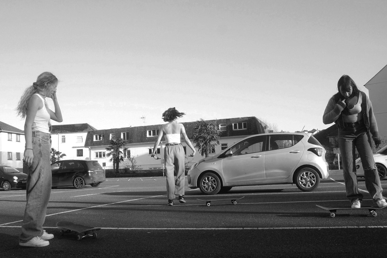Thais, Flo and Lizzie. Photo: Samantha Bache