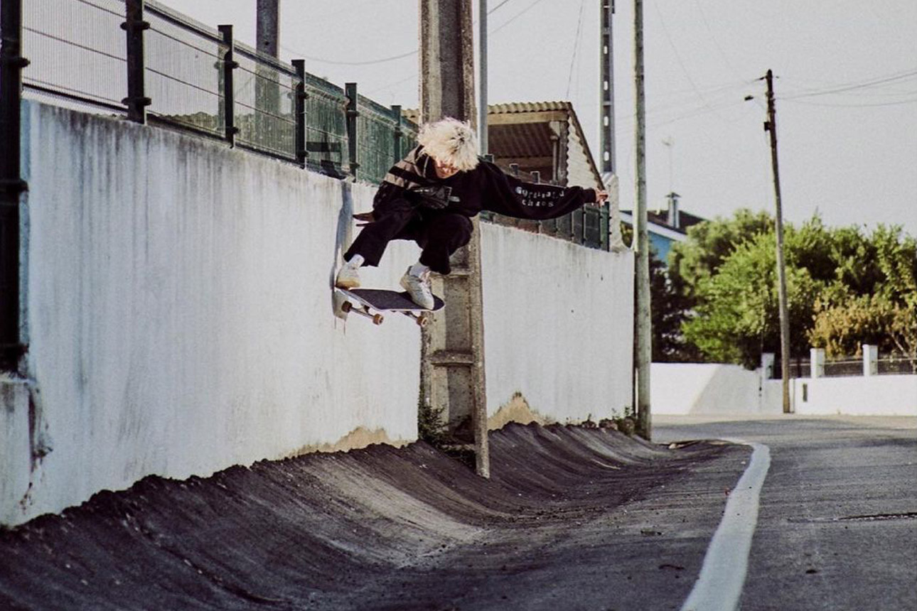 Maité Steenhoudt in the Road To Nowhere video